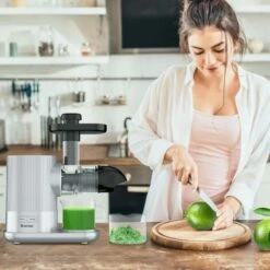 COSTWAY Extracteur De Jus De Fruits Et Légumes Presse à Froid 150W Avec Moteur Silencieux Brosse 500ml Fonction D'Inversion ≤60dB -Petit Électroménager 32465634 3